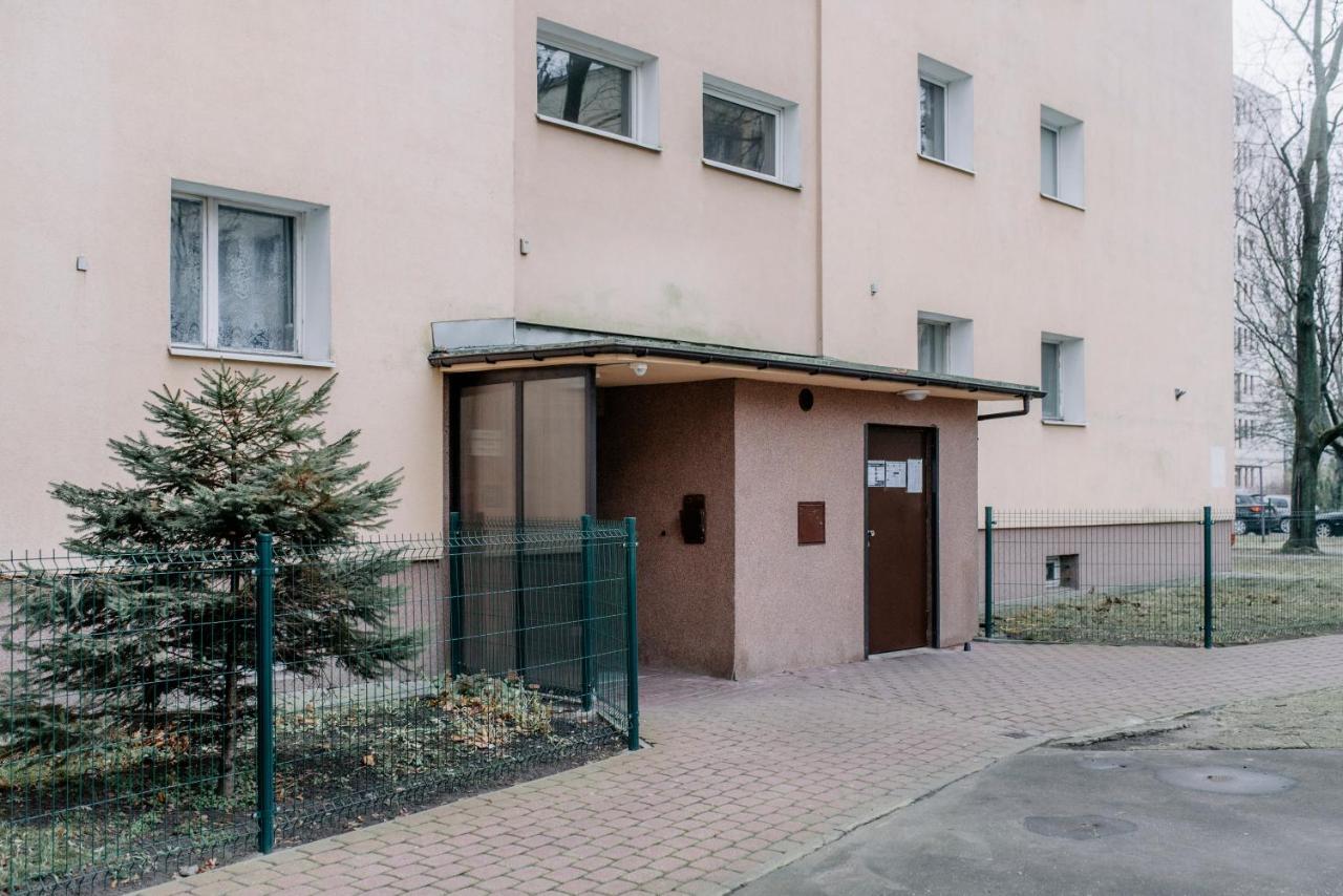 Apartel Metro Wierzbno Варшава Екстериор снимка